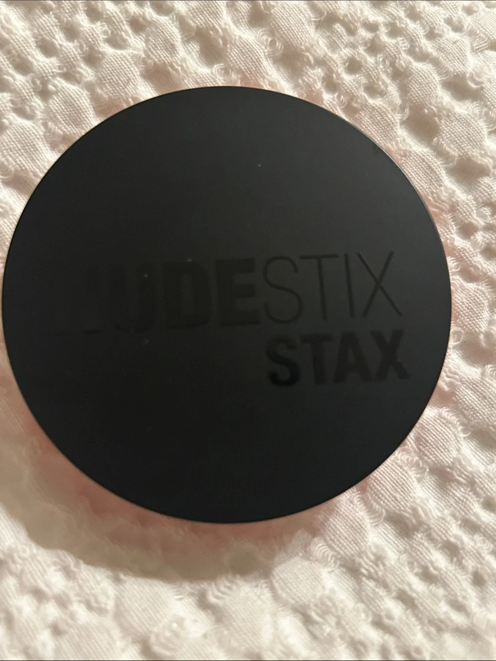 NUDESTIX STAX Compact in Pink Love with Black Logo
